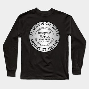 MOUNT SAINT HELENS BENCHMARK WASHINGTON USGS VOLCANO ST GEOCACHING CASCADES Long Sleeve T-Shirt